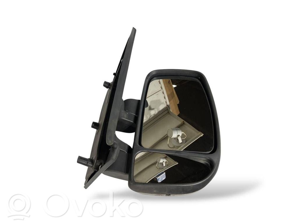 Front door electric wing mirror   E4023056