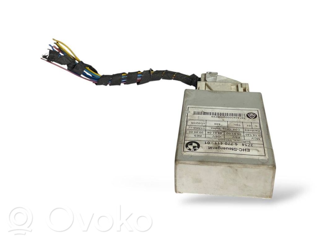 BMW 5 E60 E61 Air suspension control unit module (rear) 