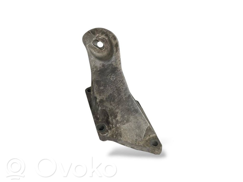 BMW 5 E60 E61 Engine mounting bracket 