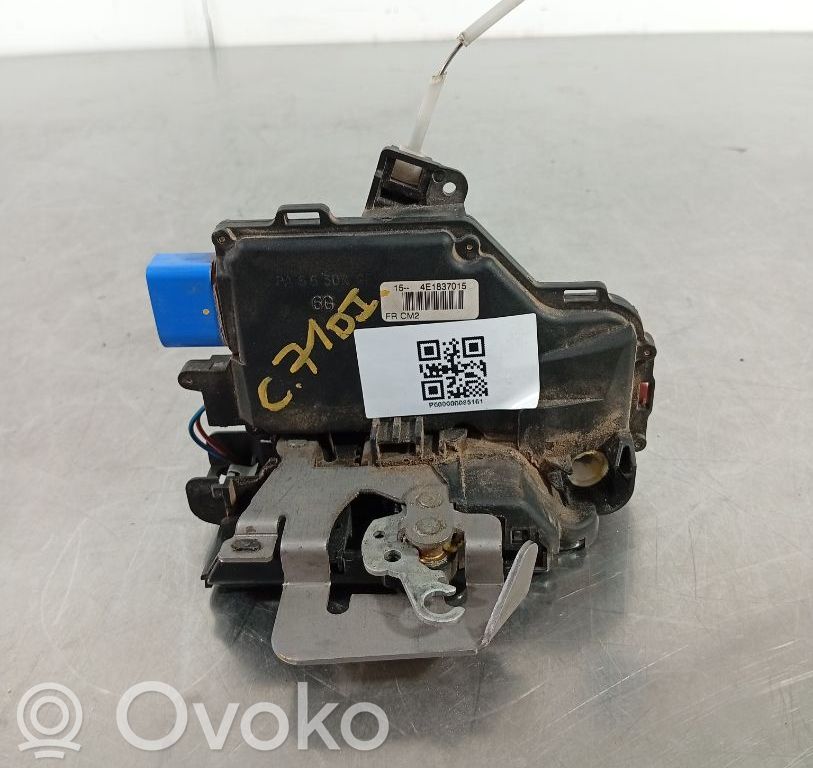 Audi A3 S3 8P Priekinė durų spyna 