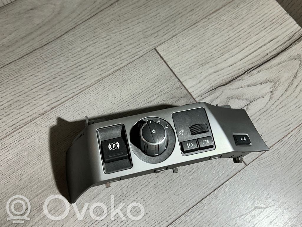 Lukturu slēdzis   6941993