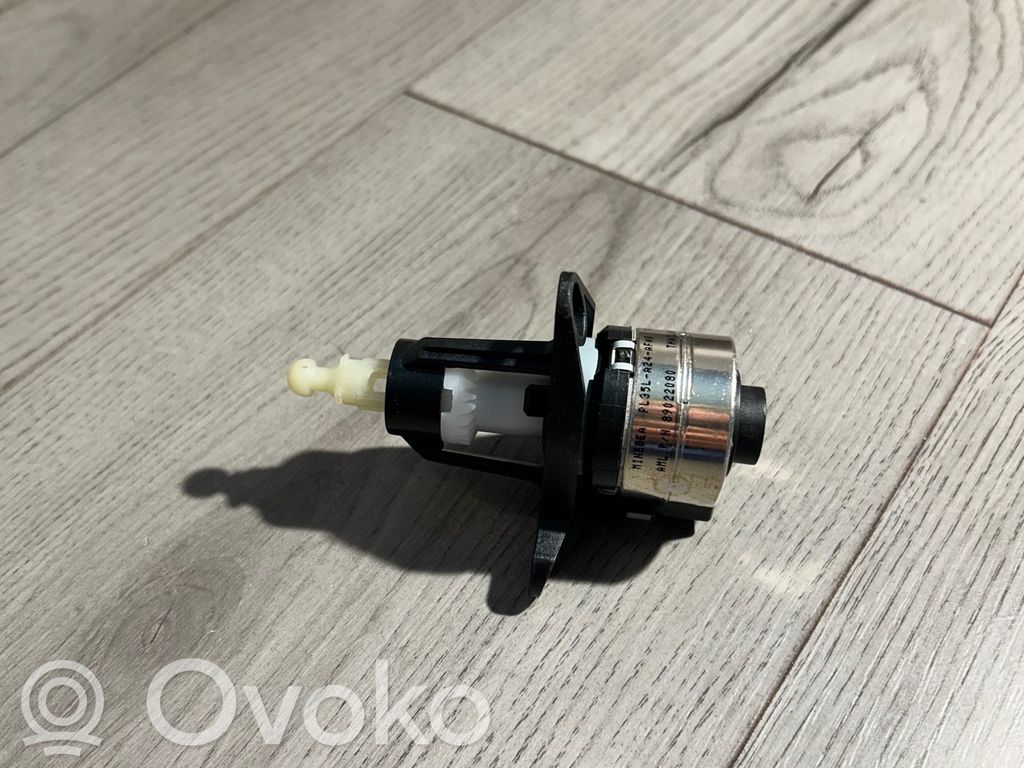 Ford Mondeo MK V Scheinwerferstellmotor 