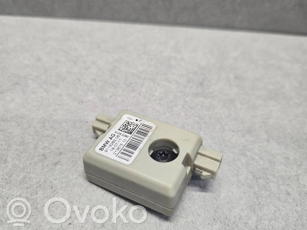 BMW 5 F10 F11 Antenos stiprintuvas 