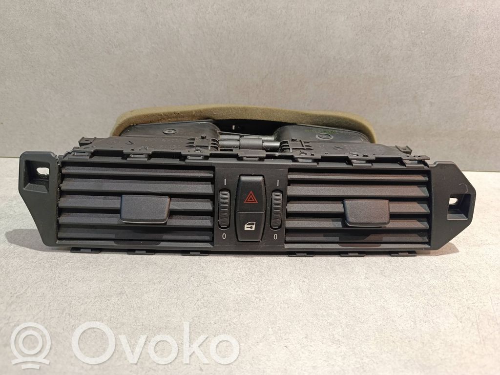 BMW 5 E60 E61 Luftausströmer Lüftungsdüse Luftdüse Mitte 