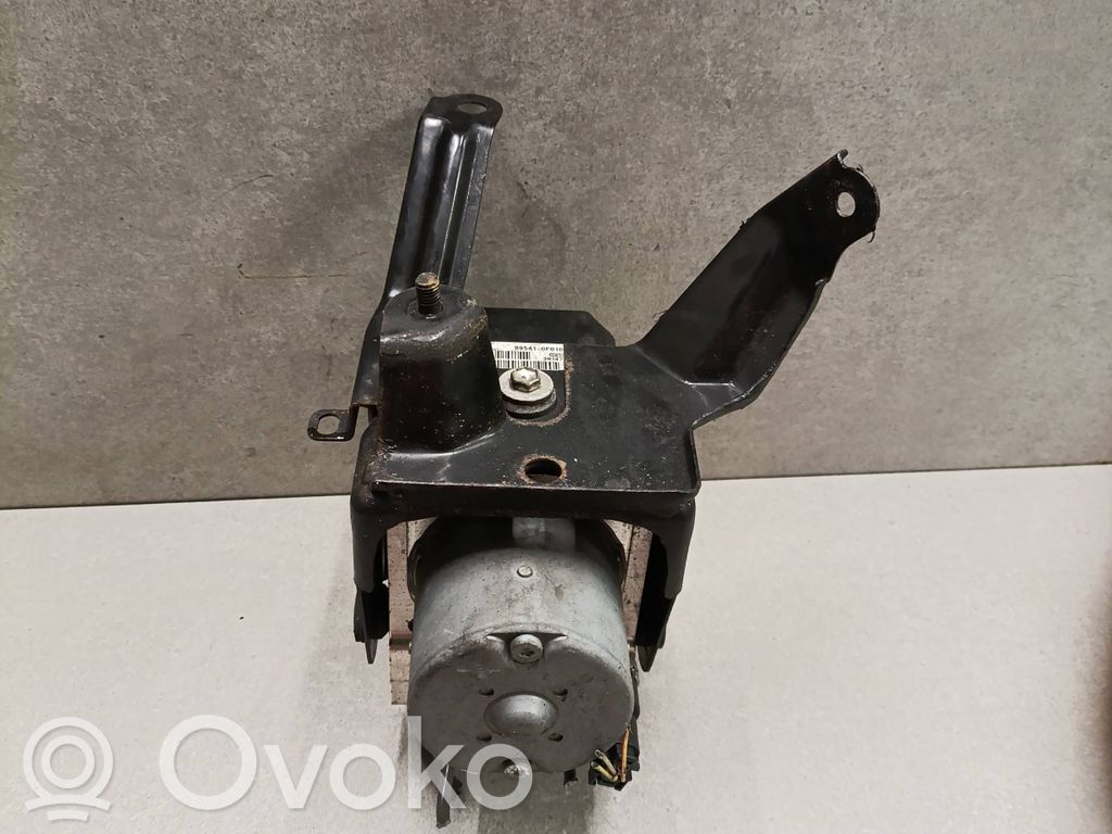 Toyota Corolla Verso AR10 ABS Blokas 