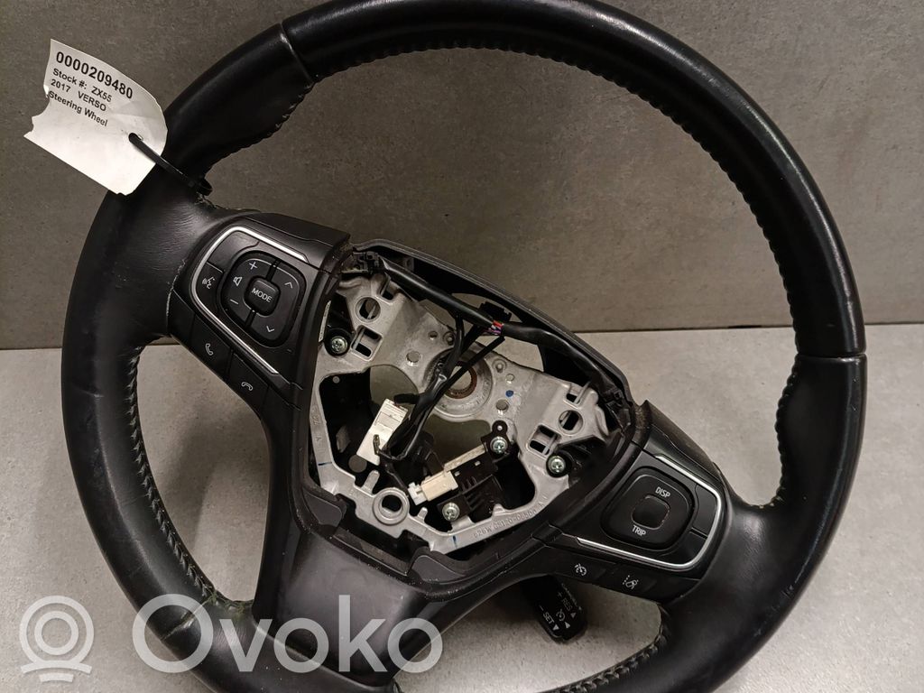 Toyota Verso Kierownica 