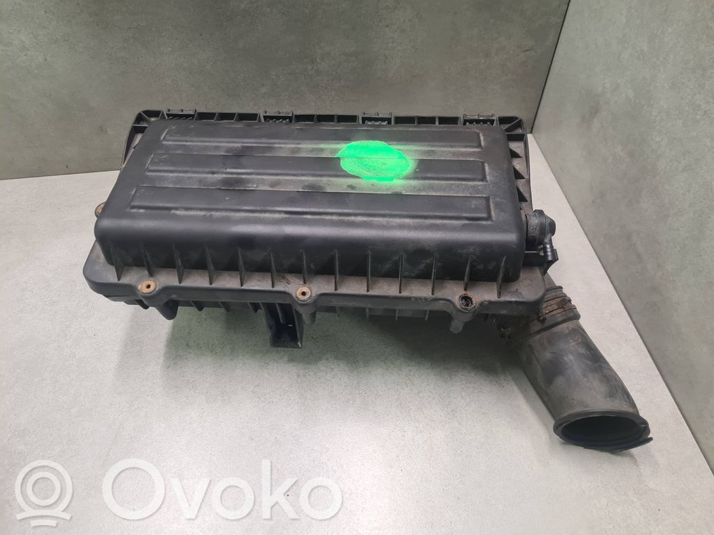 Skoda Fabia Mk2 (5J) Air filter box 