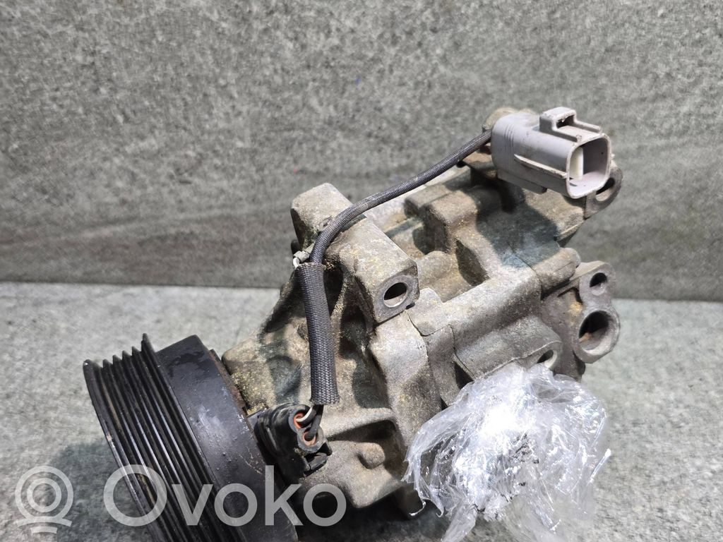 Toyota Corolla Verso E121 Air conditioning (A/C) compressor (pump) 