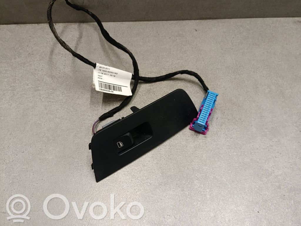 Audi A1 Electric window control switch 