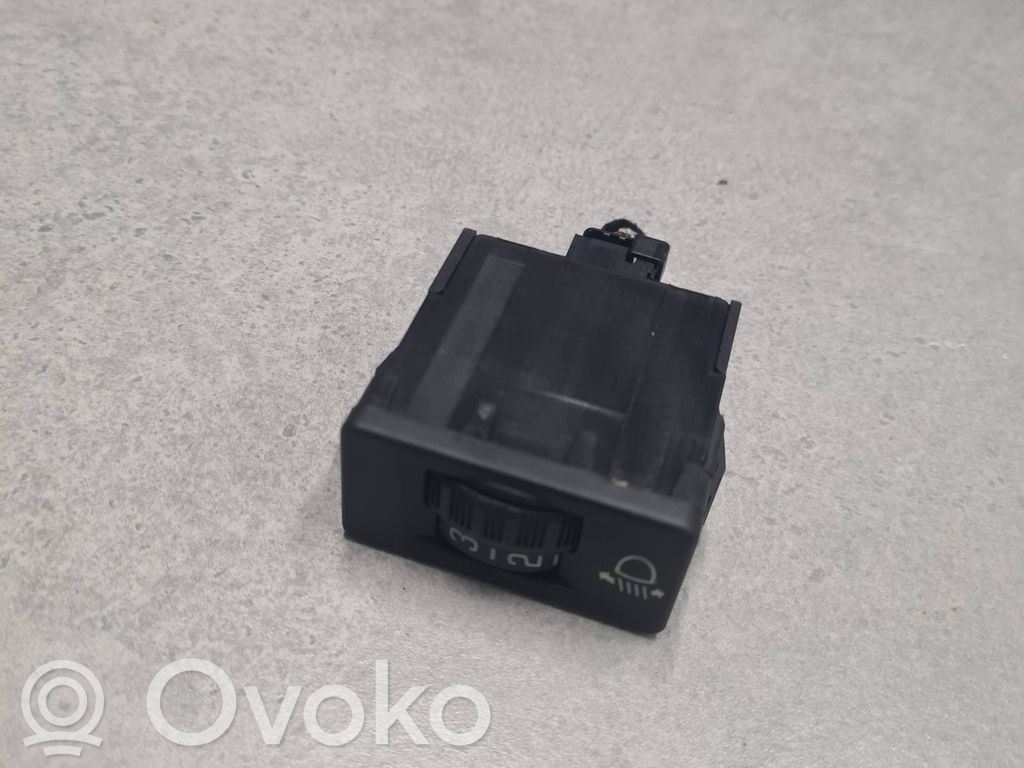 Citroen DS5 Headlight level height control switch 