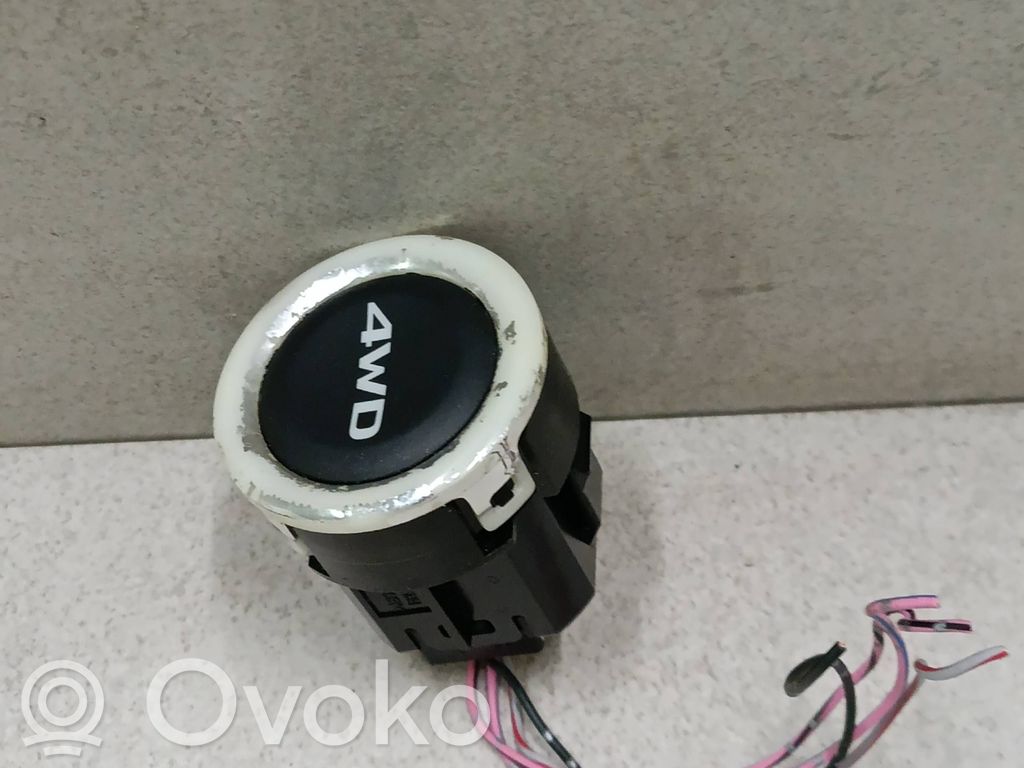 Mitsubishi Outlander Differential lock switch 