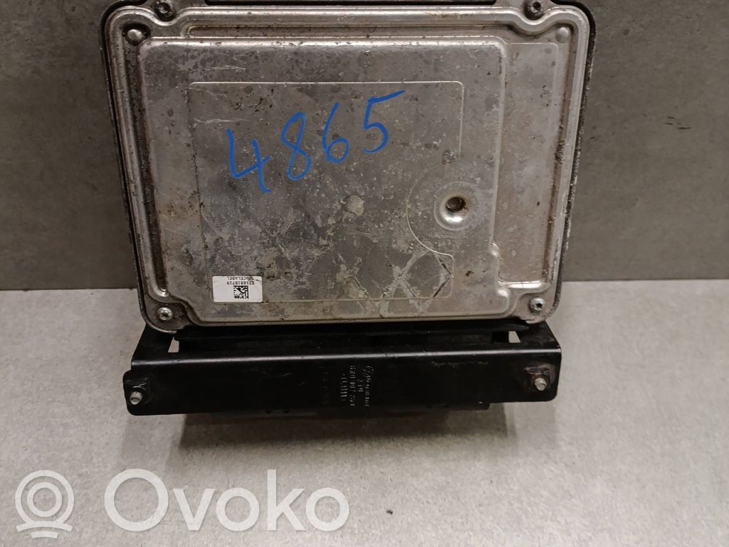 Volkswagen Polo V 6R Sterownik / Moduł ECU 