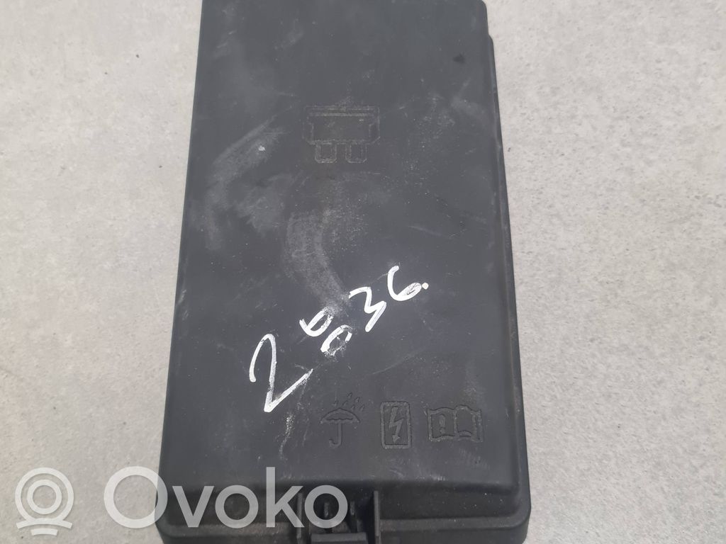 Seat Leon (5F) Tapa de caja de fusibles 