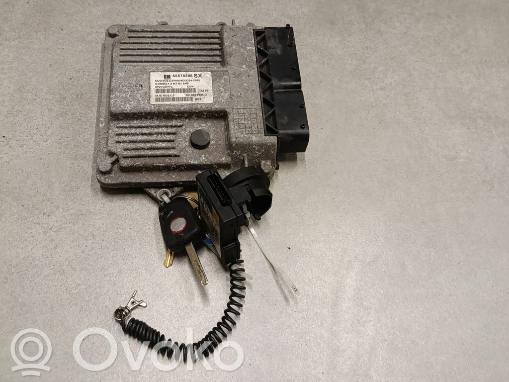 Opel Combo C Engine control unit/module 