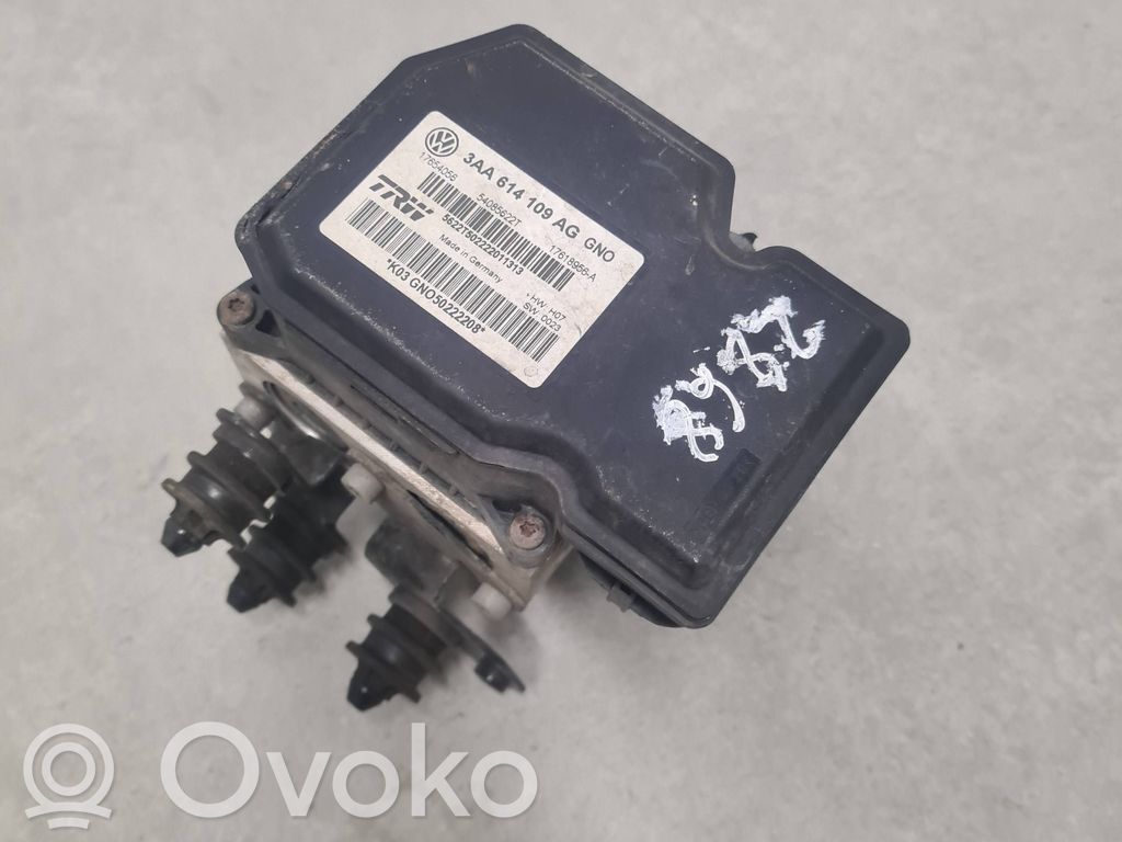 Volkswagen PASSAT B7 ABS Pump 