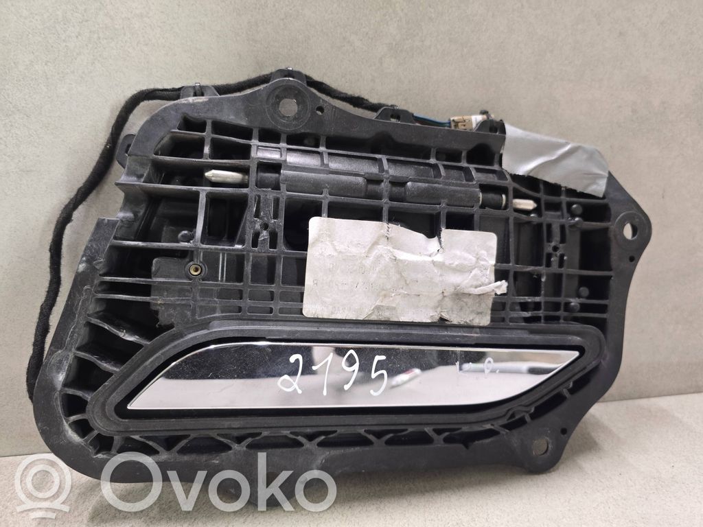 Tesla Model X Manecilla externa puerta delantera 