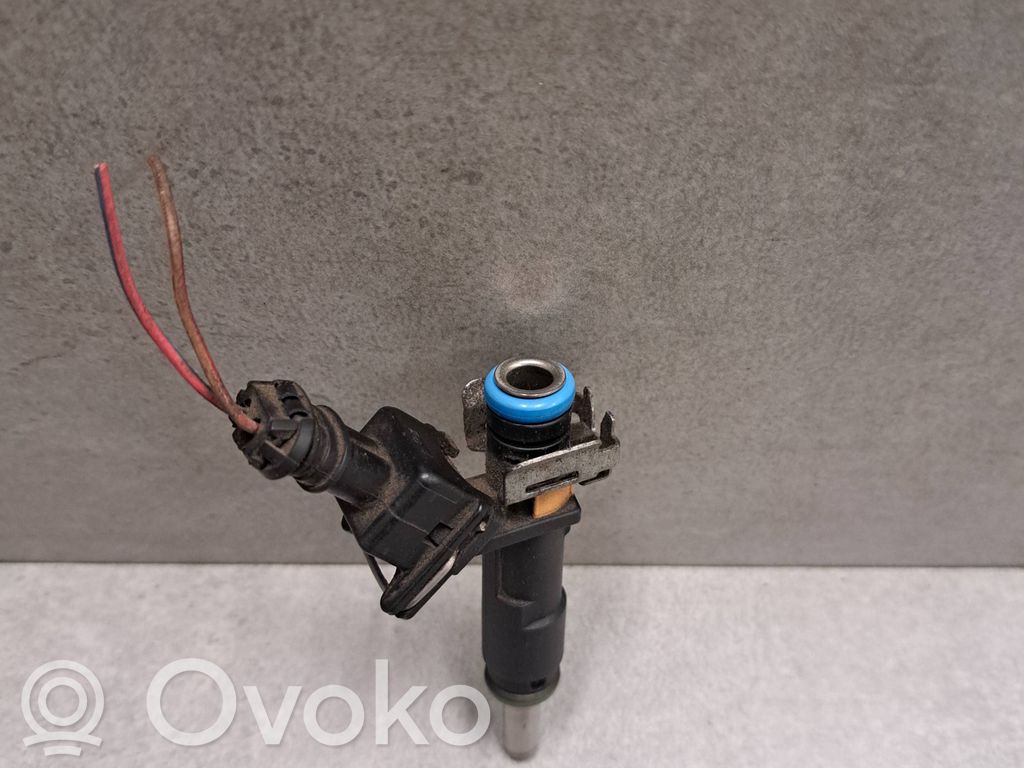 Opel Astra H Inyector de combustible 