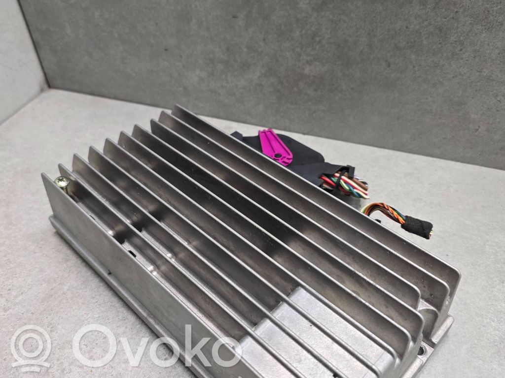 Audi A4 S4 B8 8K Wzmacniacz audio 
