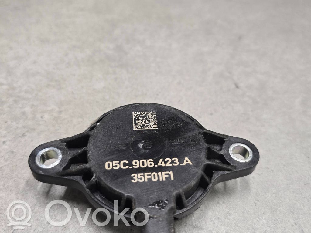 Volkswagen Polo VI Camshaft speed sensor 