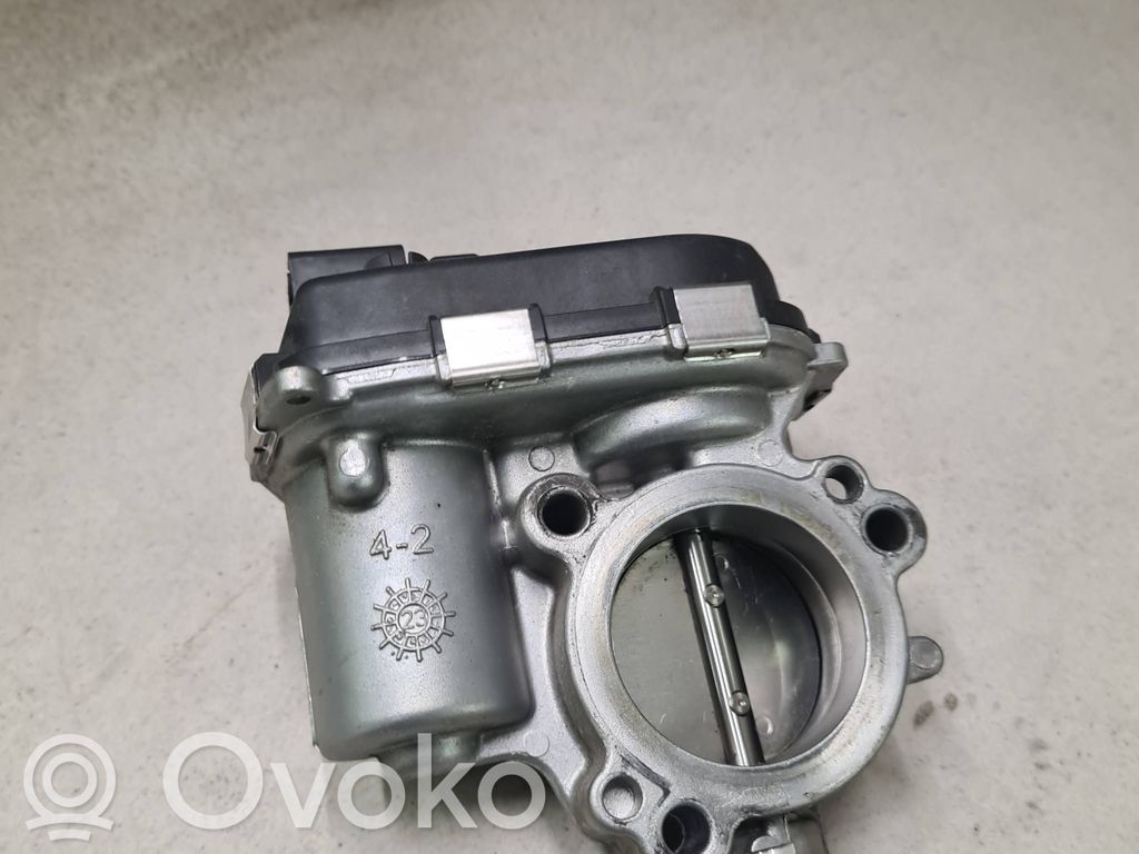 Volkswagen Golf VIII Drosele 