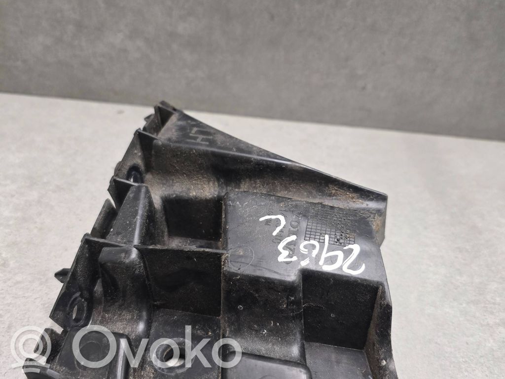 Volvo V40 Front bumper mounting bracket 