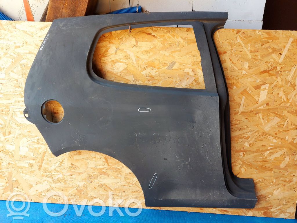 Panel lateral trasero   1K3809844