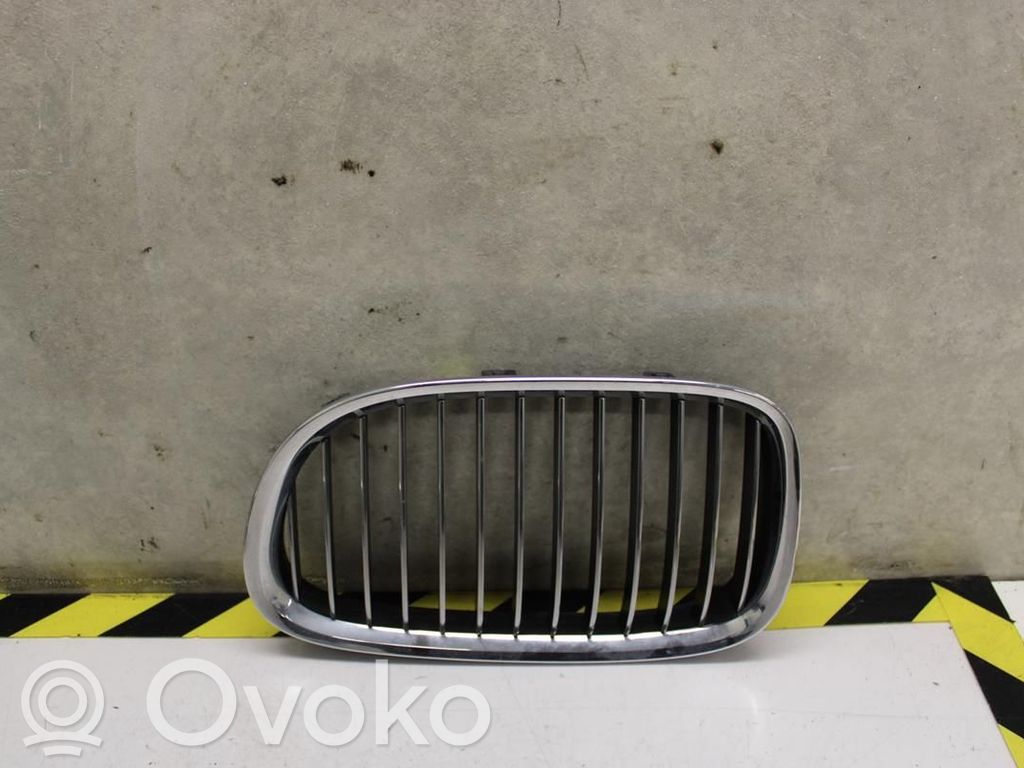 BMW 7 F01 F02 F03 F04 Kratka dolna zderzaka przedniego 