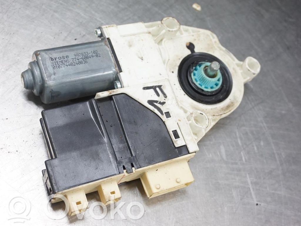 Citroen C5 Front door window regulator motor 