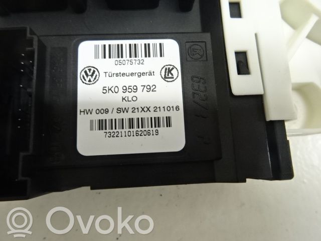 Volkswagen Caddy Silnik regulatora szyby drzwi przednich 