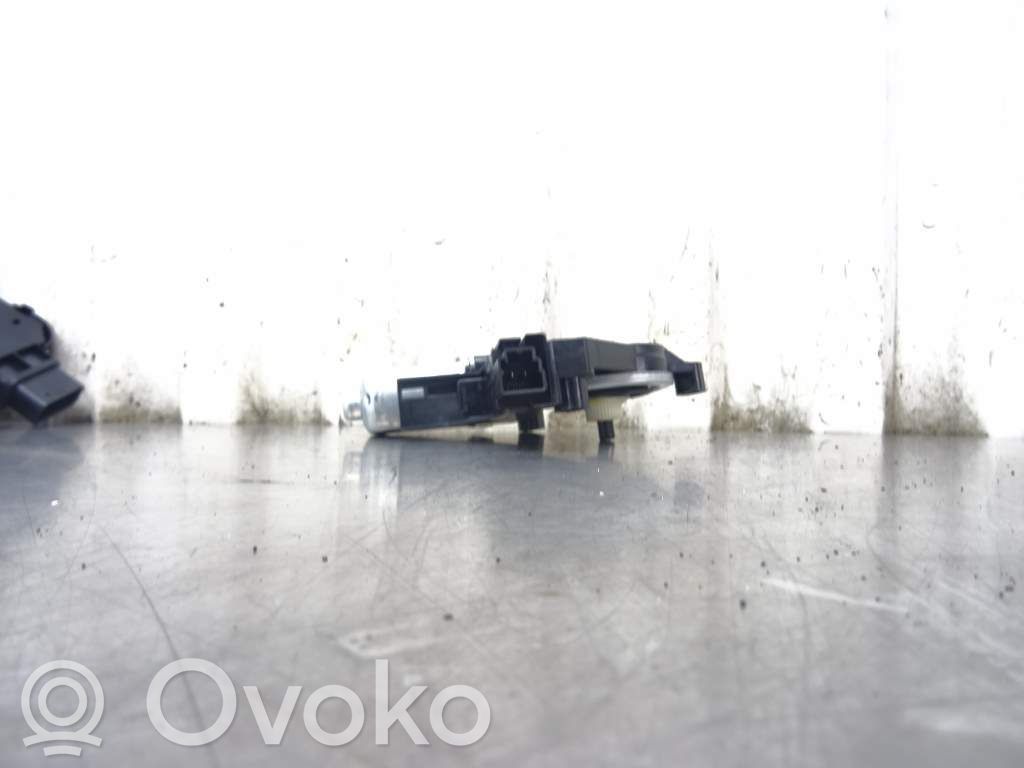 Volvo XC60 Silnik regulatora szyby drzwi przednich 