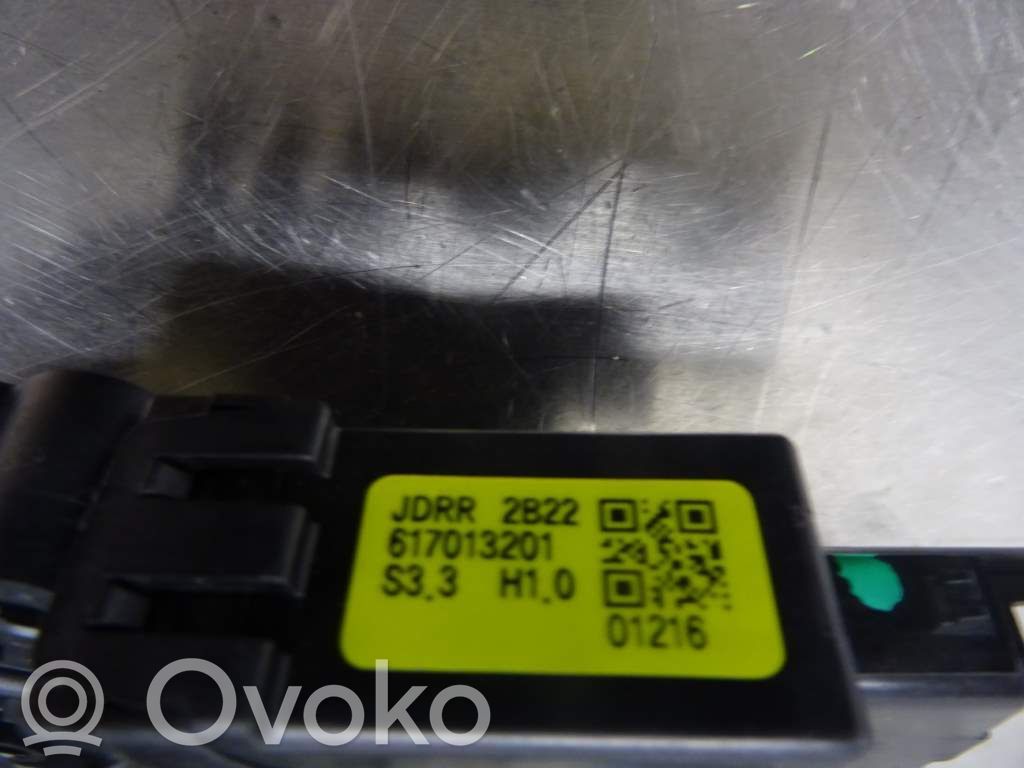 KIA Ceed Silnik regulatora szyby drzwi przednich 