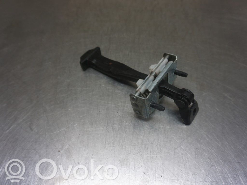 Etuoven pidätin   2415308,244656