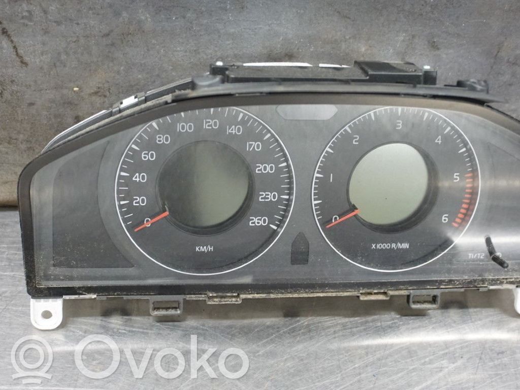 Volvo S80 Speedometer (instrument cluster) 