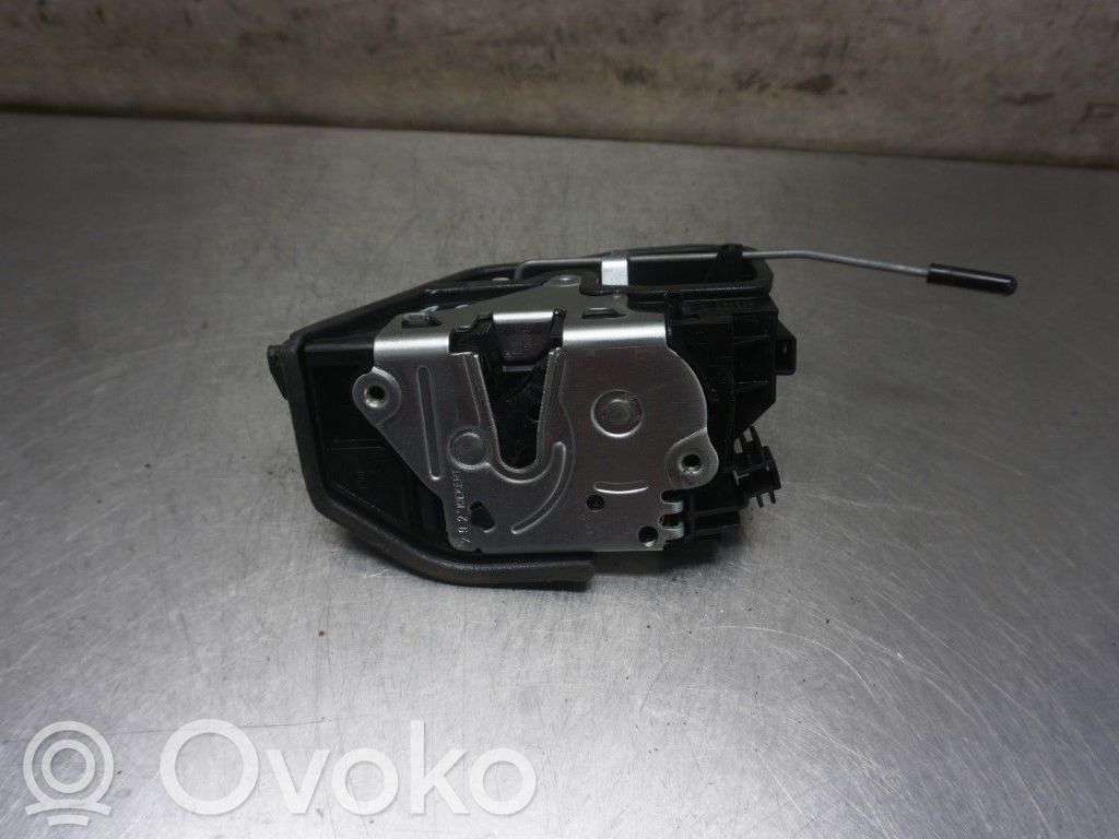 BMW 3 F30 F35 F31 Încuietoare ușă spate 