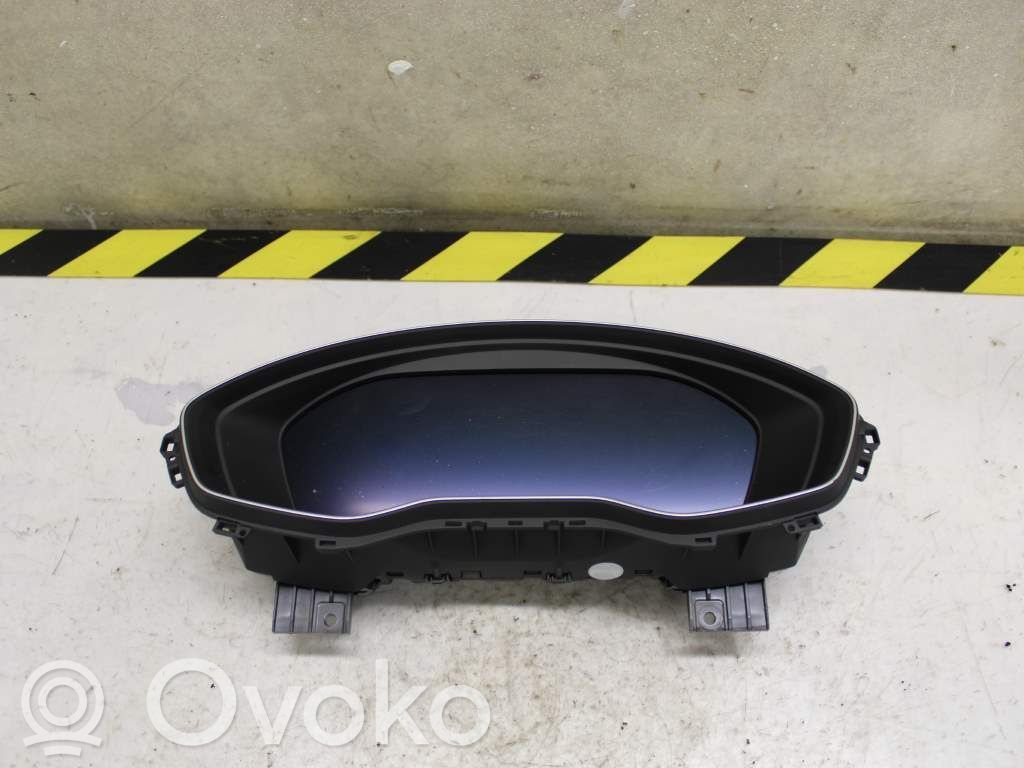 Audi A5 Nopeusmittari (mittaristo) 