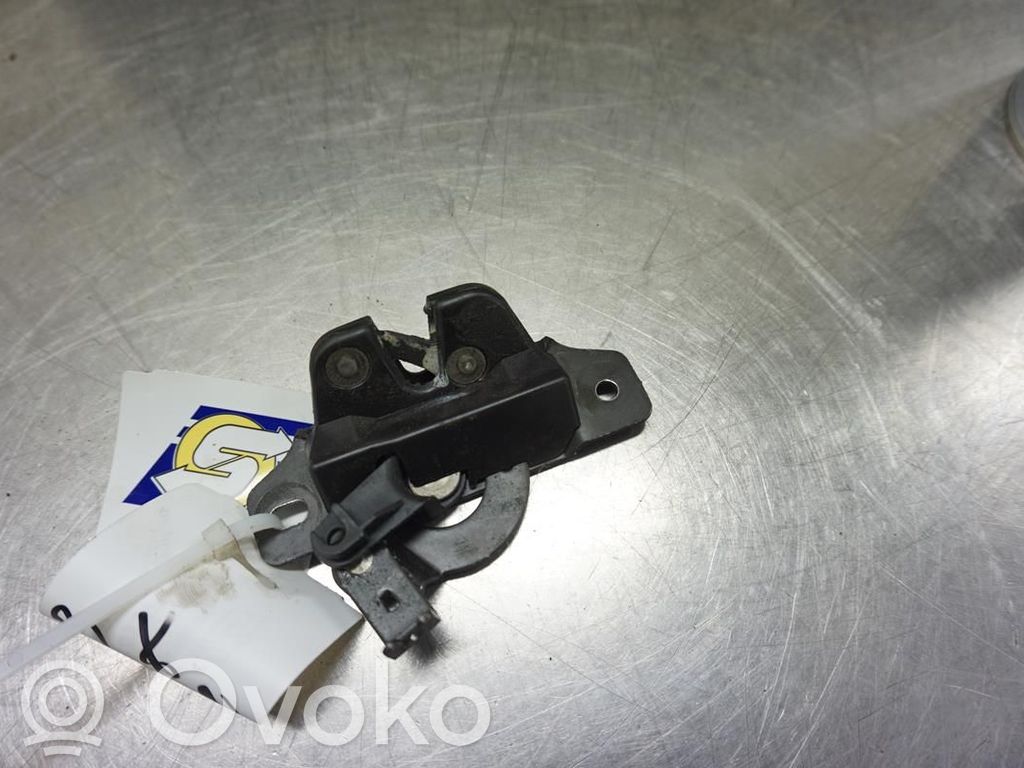 Peugeot Partner Front door lock 
