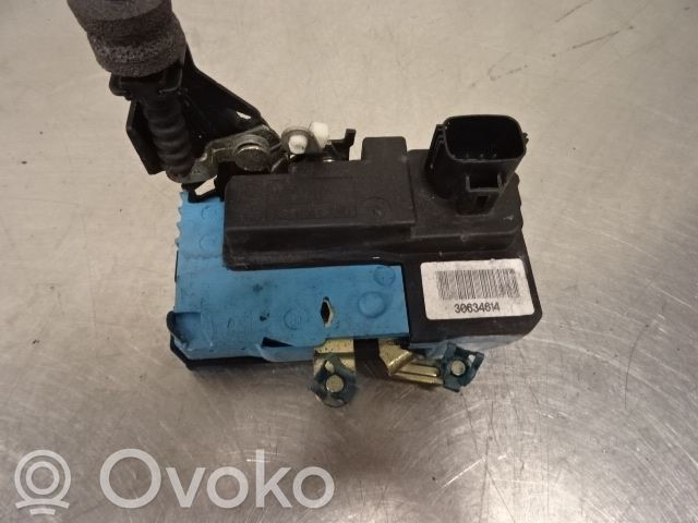 Volvo XC70 Cerradura de puerta delantera 