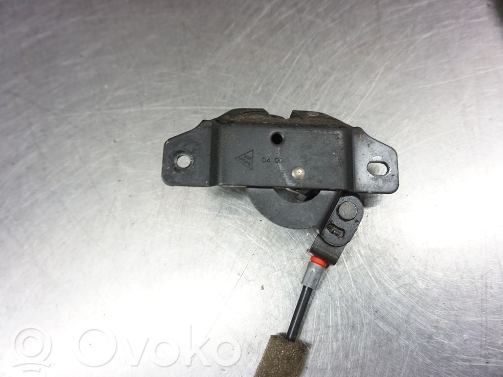 Peugeot Partner Rear door lock 