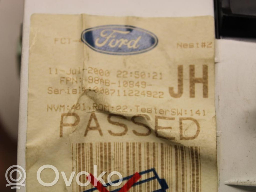 Ford Focus Speedometer (instrument cluster) 