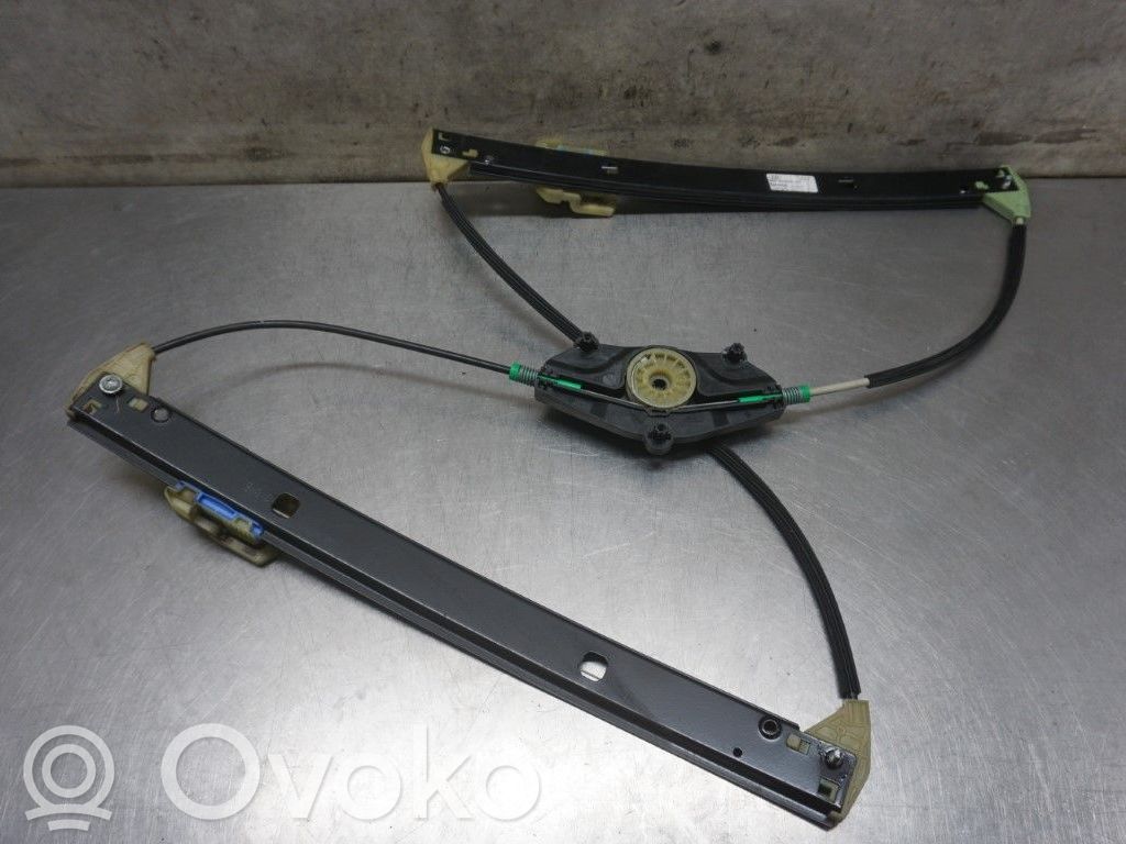 Audi A4 S4 B8 8K Mechanizm podnoszenia szyby przedniej bez silnika 