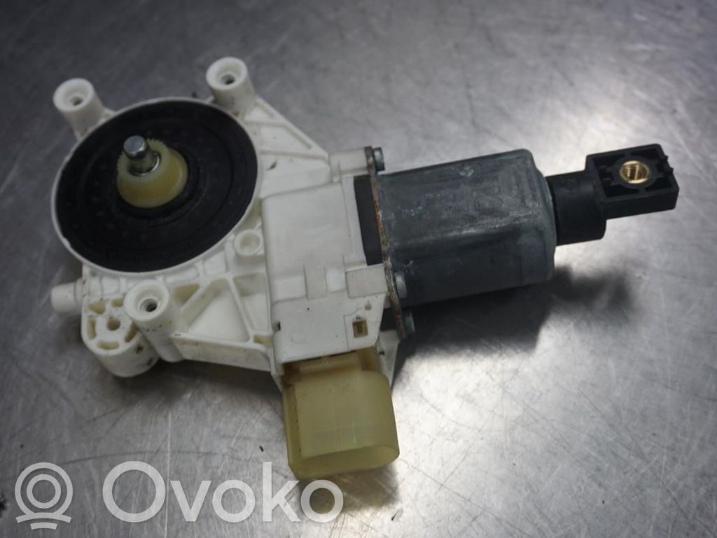 Front door window regulator motor   67627189231,145879