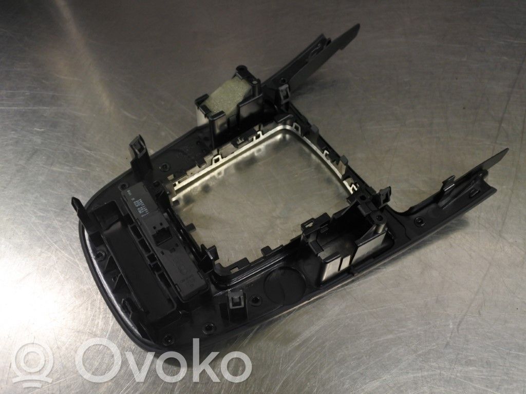 Element deski rozdzielczej   8K0864261,151597