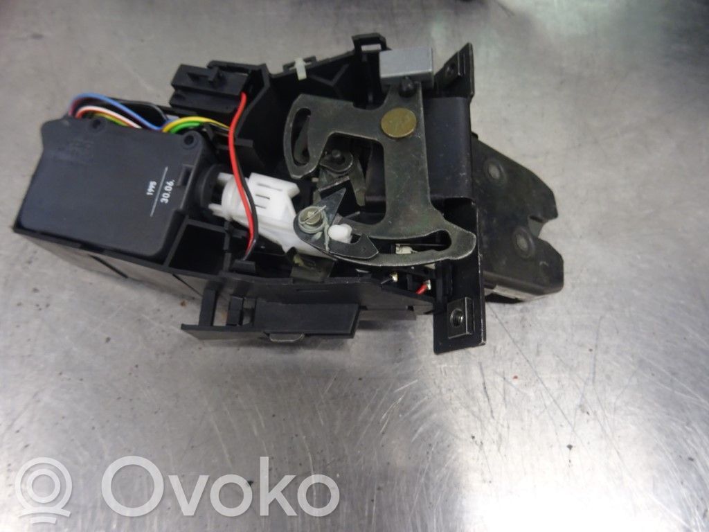 Volvo 850 Tailgate/trunk/boot lock/catch/latch 