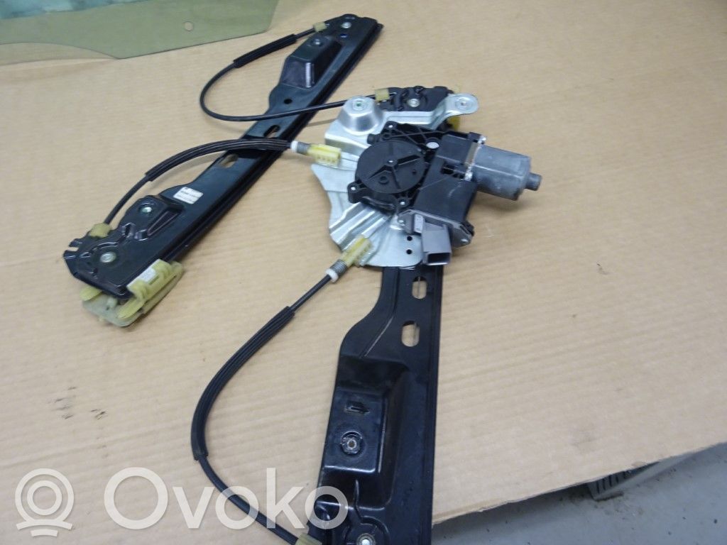 Opel Astra J Elektryczny podnośnik szyby drzwi przednich 