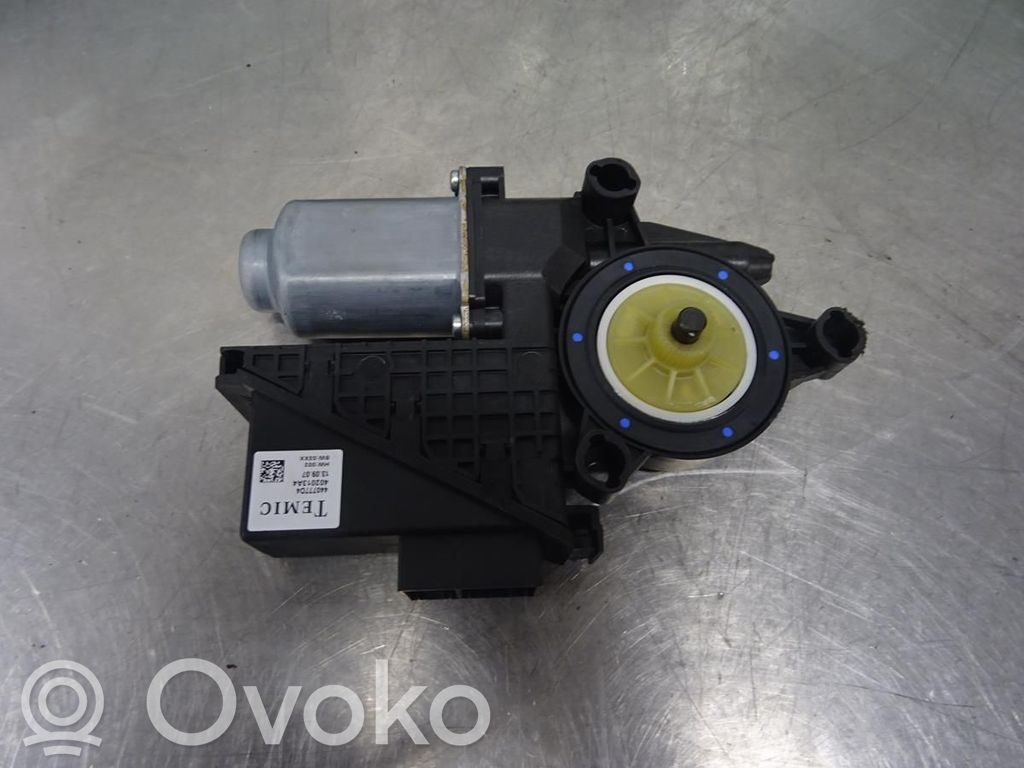 Skoda Fabia Mk2 (5J) Silnik regulatora szyby drzwi przednich 