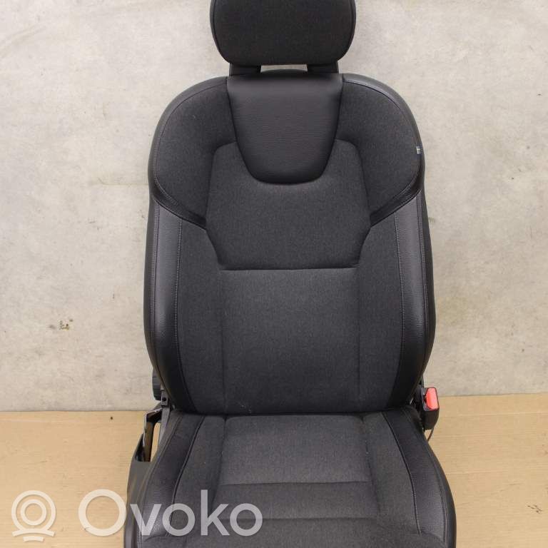Volvo S90, V90 Etumatkustajan istuin 