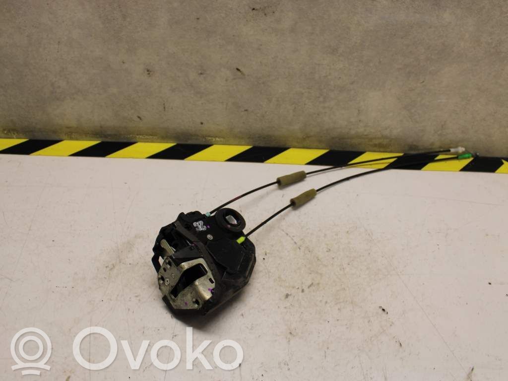 Toyota Corolla E140 E150 Priekinė durų spyna 