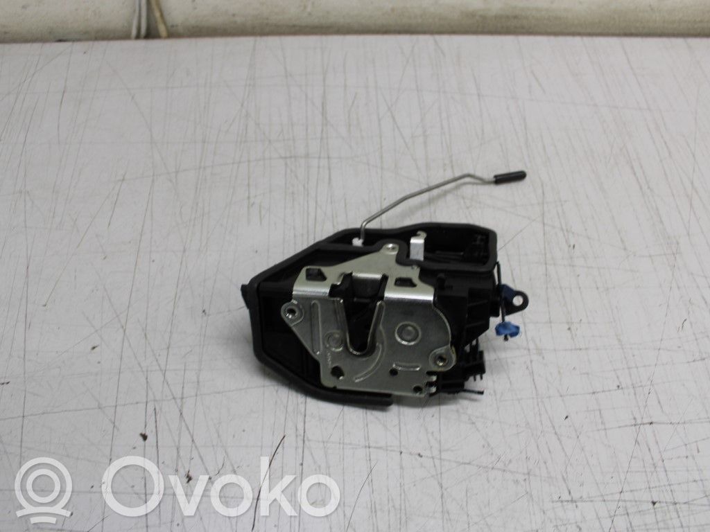 BMW X1 E84 Etuoven lukko 