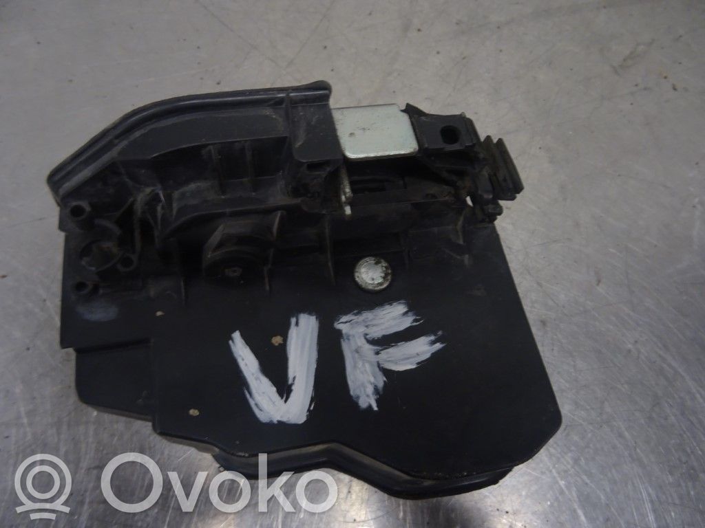 BMW 5 GT F07 Zamek drzwi przednich 
