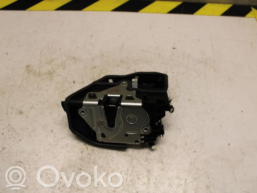 BMW 3 F30 F35 F31 Încuietoare ușă spate 